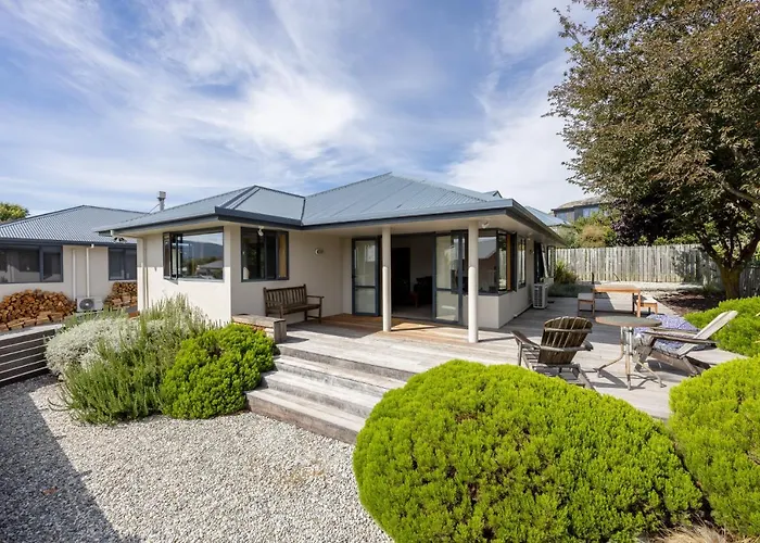 Holiday home Mountain Views From Meadowstone Wanaka