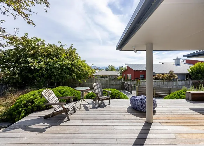Mountain Views From Meadowstone Wanaka